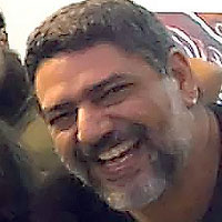 Iure Aziz, designer e editor da Editora Marota